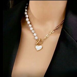 Elegant Gold and White Heart Necklace